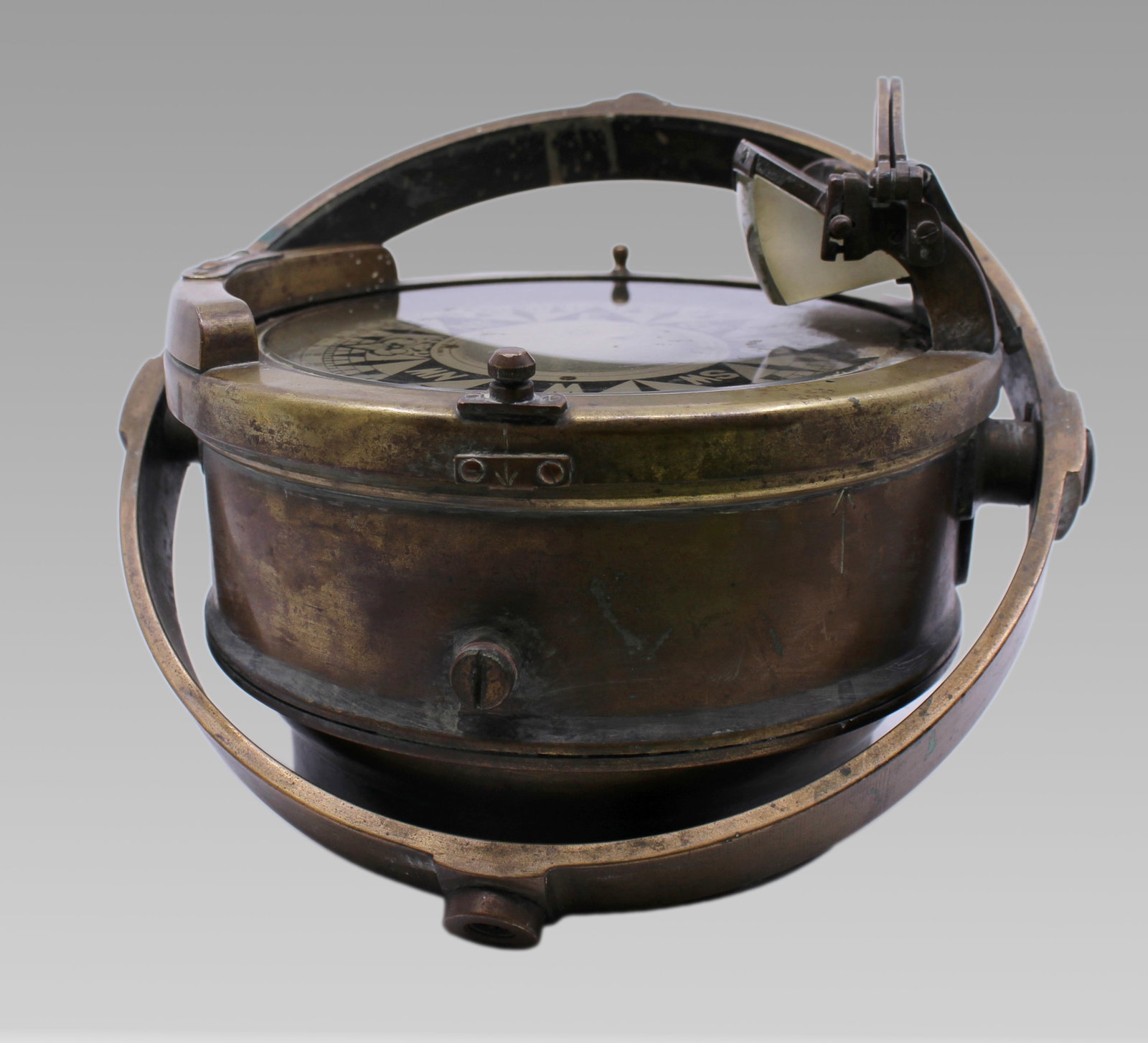 Early 20th Century Bronze and Brass Gimballed Ship's Compass by F. Smith & Sons - 7