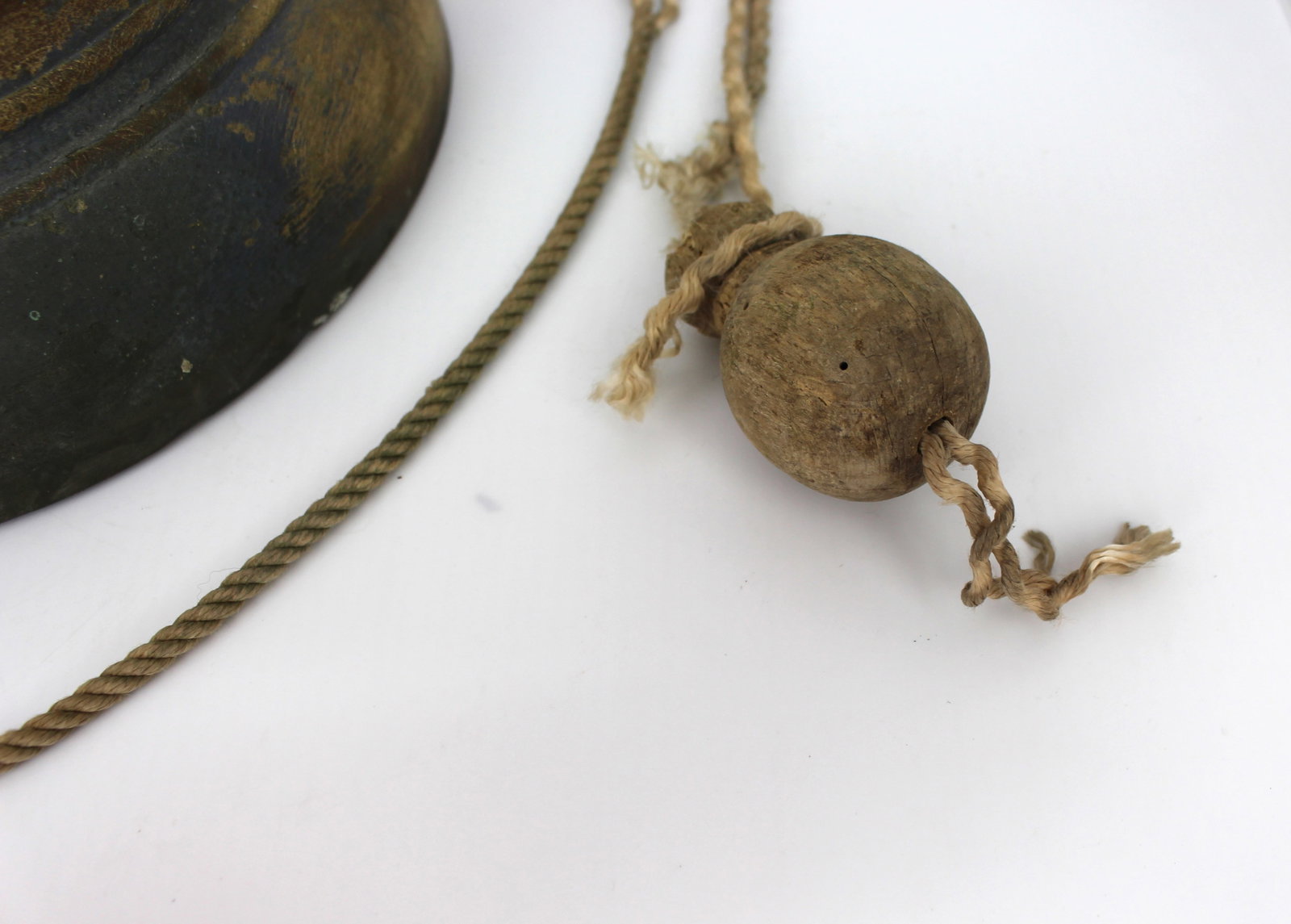 Fine British Bronze Ship's Bell with Crowned GR Cipher - 9