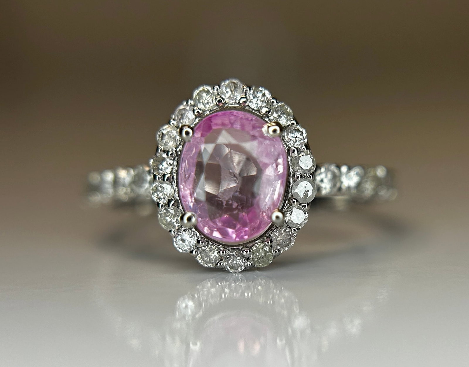 Beautiful Natural Ceylon 1.15ct Pink Sapphire With Diamonds & 18k Gold - 2