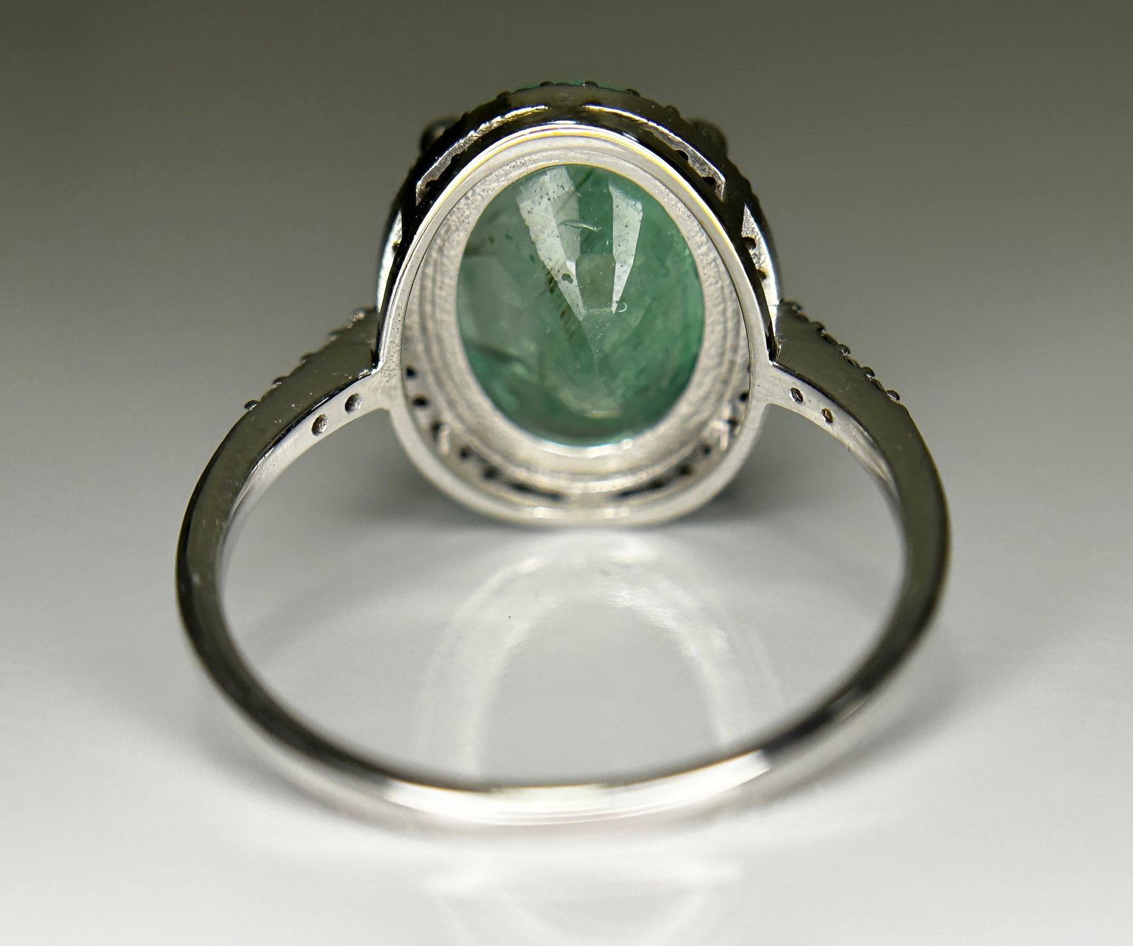 Beautiful 4.24CT Untreated Natural Columbian Emerald Ring, Diamonds & 18k Gold - 6