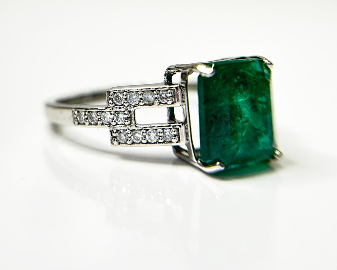 Beautiful Natural 2.64 CT Emerald Ring With Natural Diamonds & Platinum 950 - 7