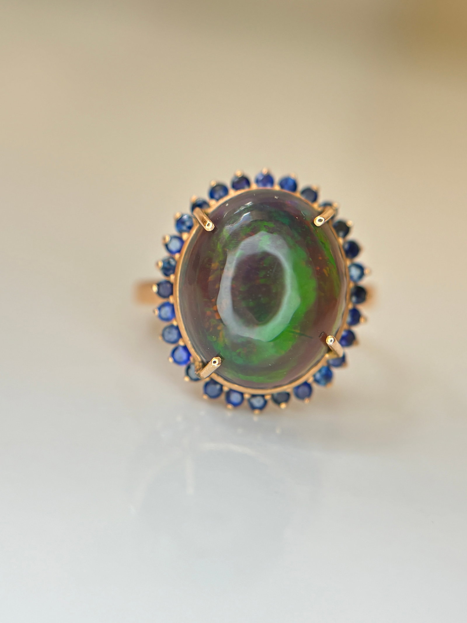 Beautiful Natural 3.40Ct Black Opal Ring With Natural Blue Sapphire and 18k Gold - 6