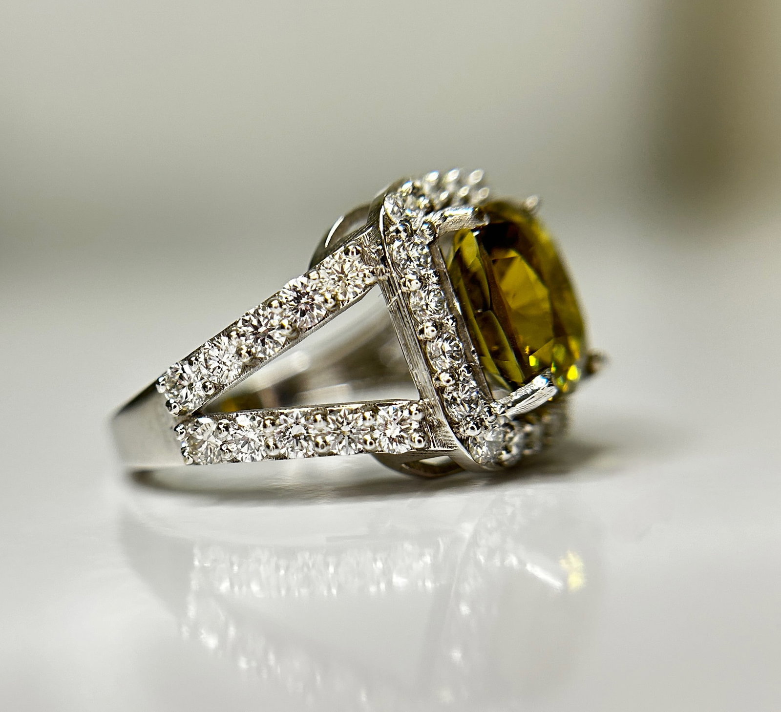 GIA Certified Natural Alexandrite 4.17ct Ring With 1.55 Cts Diamond & 18k White - 8
