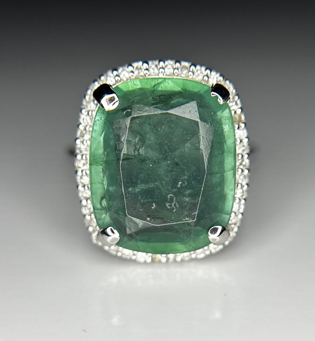 Beautiful 10.04 ct Natural Emerald With Natural Diamonds & 18k Gold - 2