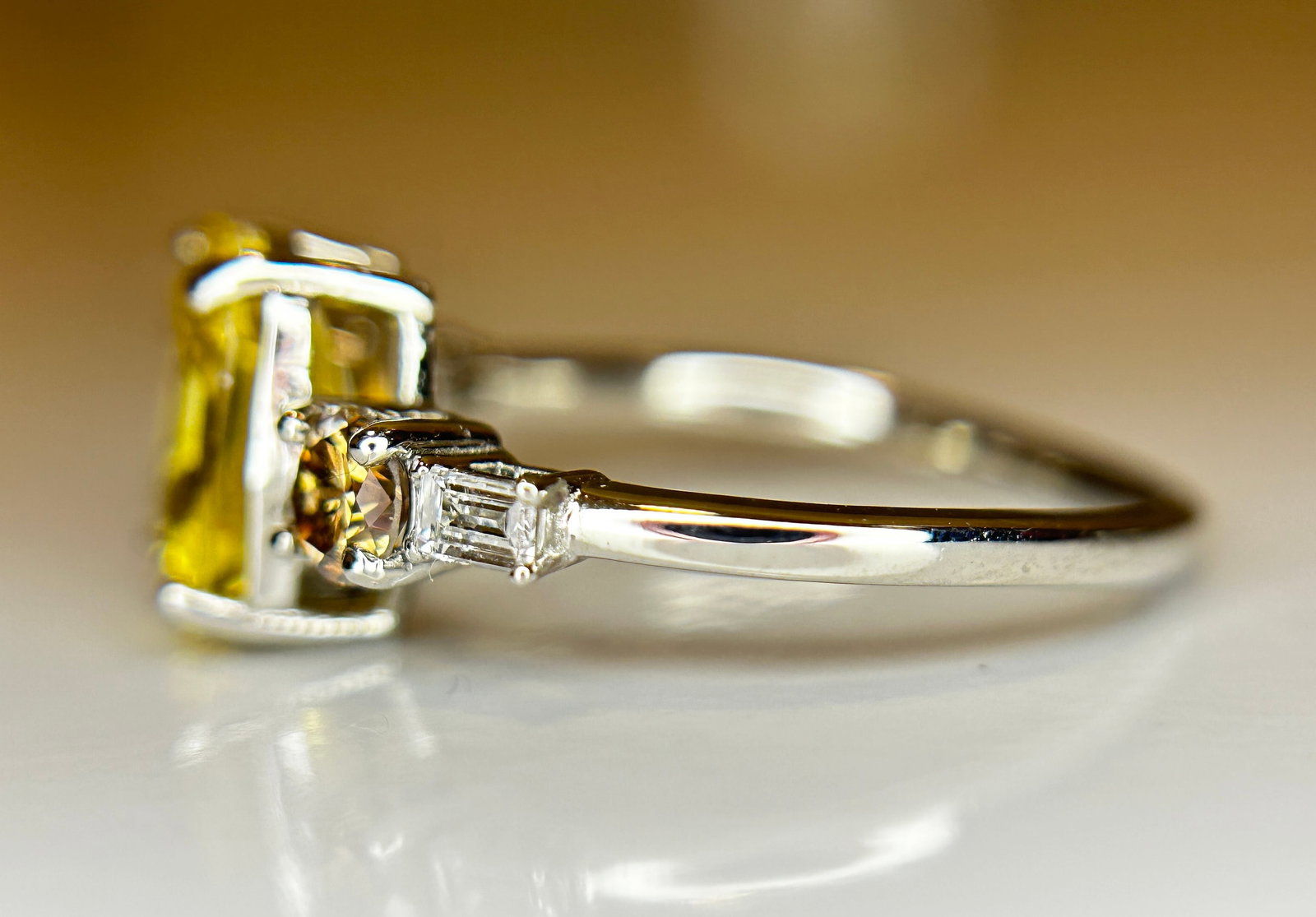 Beautiful 2.34ct Unheated Untreated Natural Ceylon Yellow Sapphire Diamonds & 950 Platinum - 5