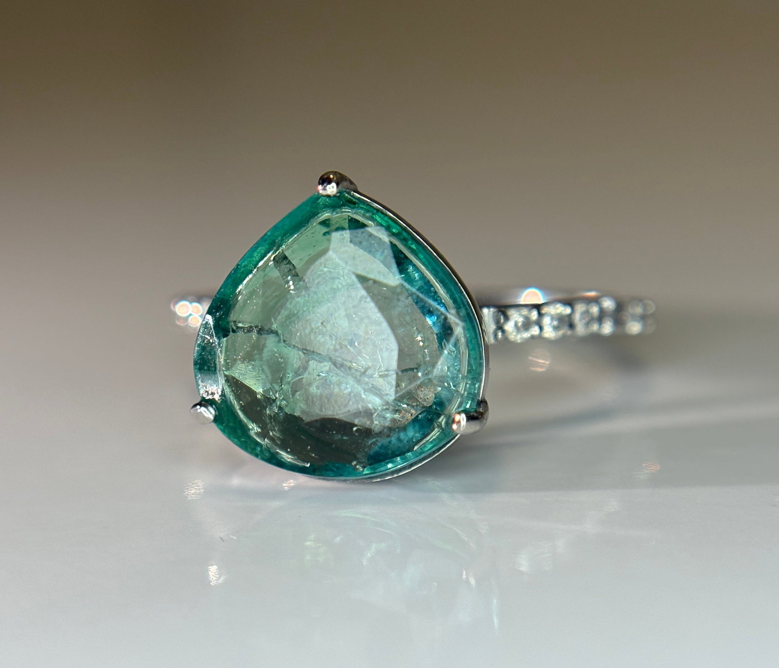 Beautiful 3.17 CT Natural Emerald Ring With Natural Diamonds & Platinum 950 - 3
