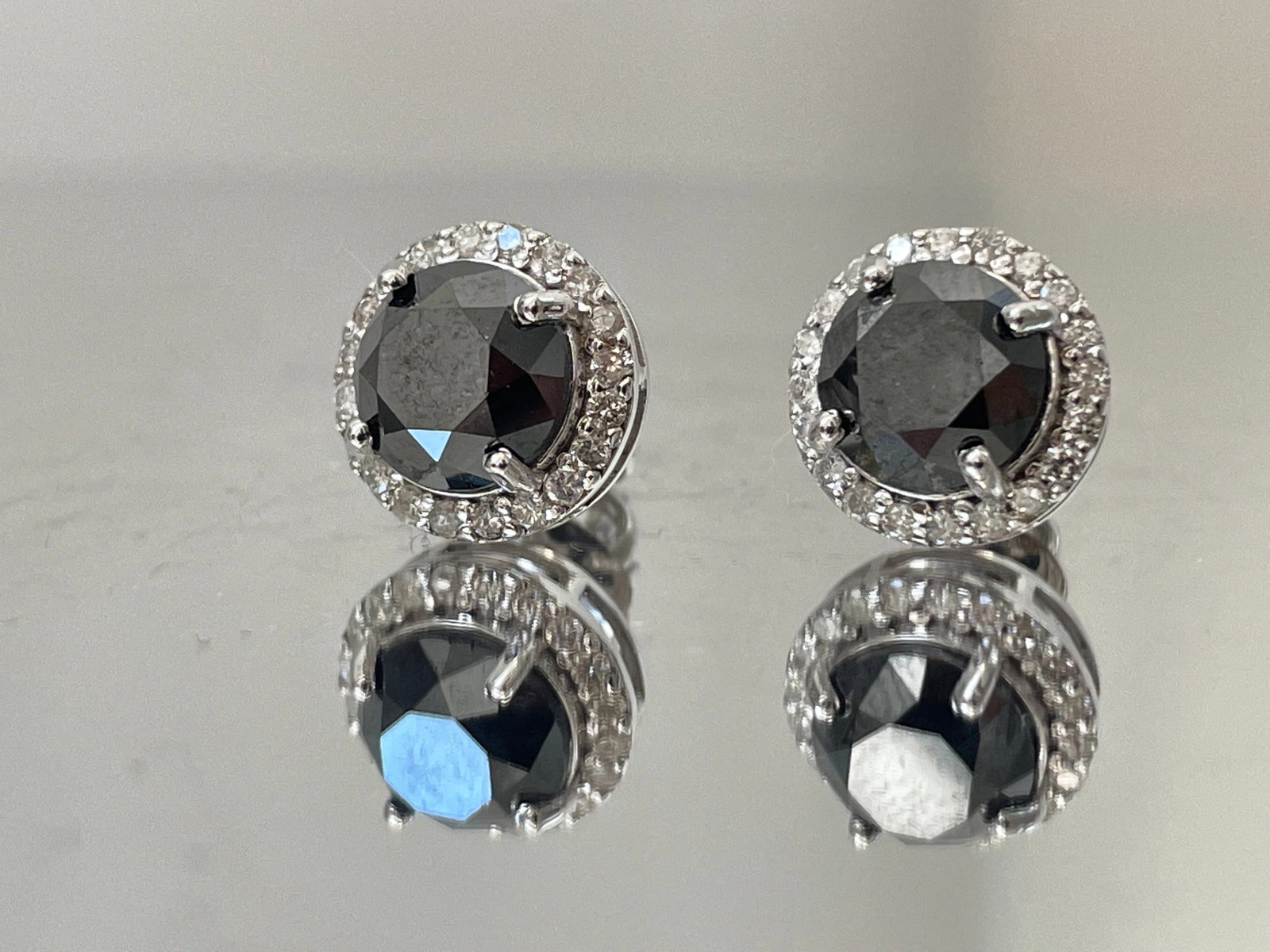 Beautiful Natural 3.84 CT Black Diamond Earrings Natural Diamonds & 18k Gold - 3