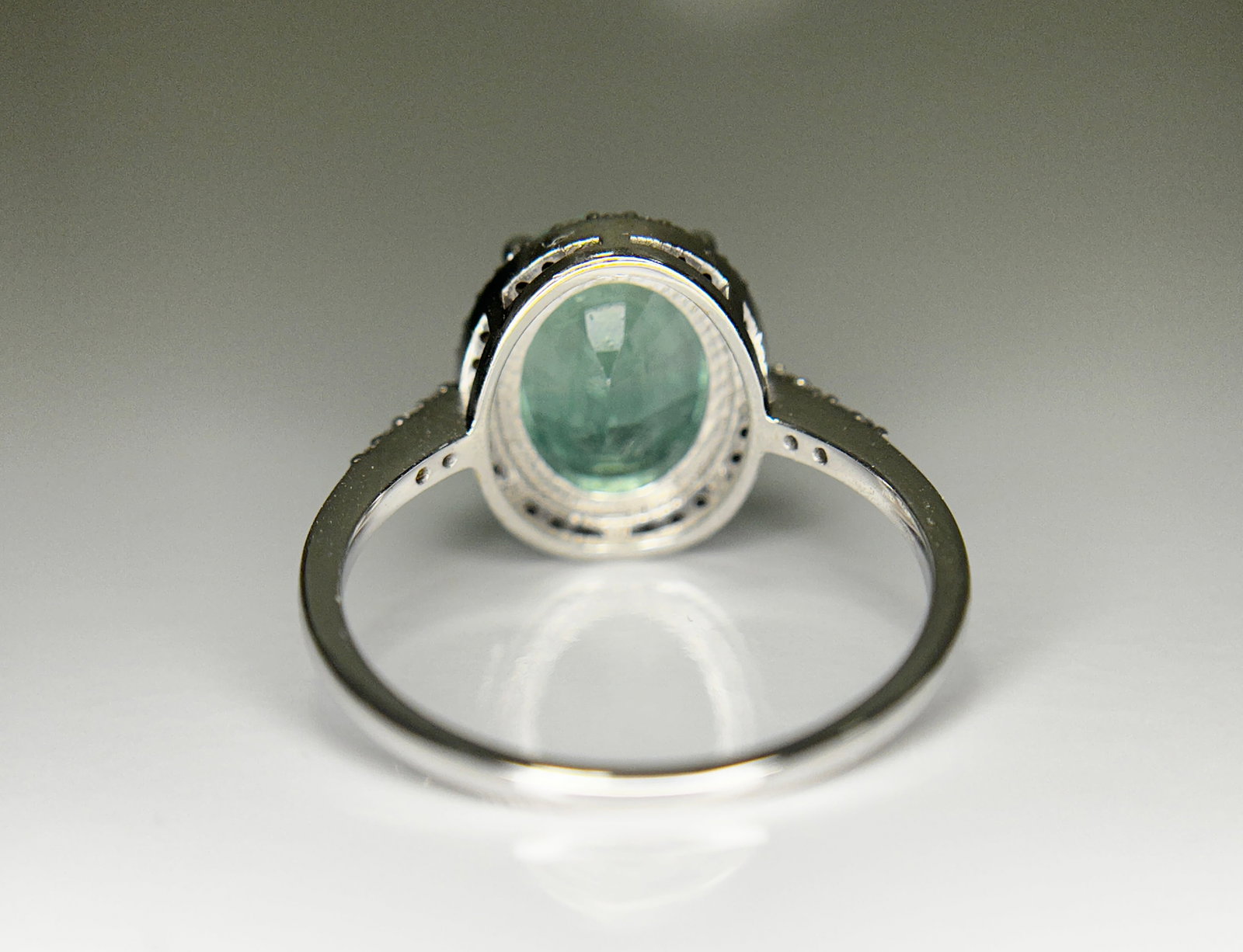 Beautiful 2.75 CT Untreated Columbian Natural Emerald Ring With Diamonds & 18k Gold - 7