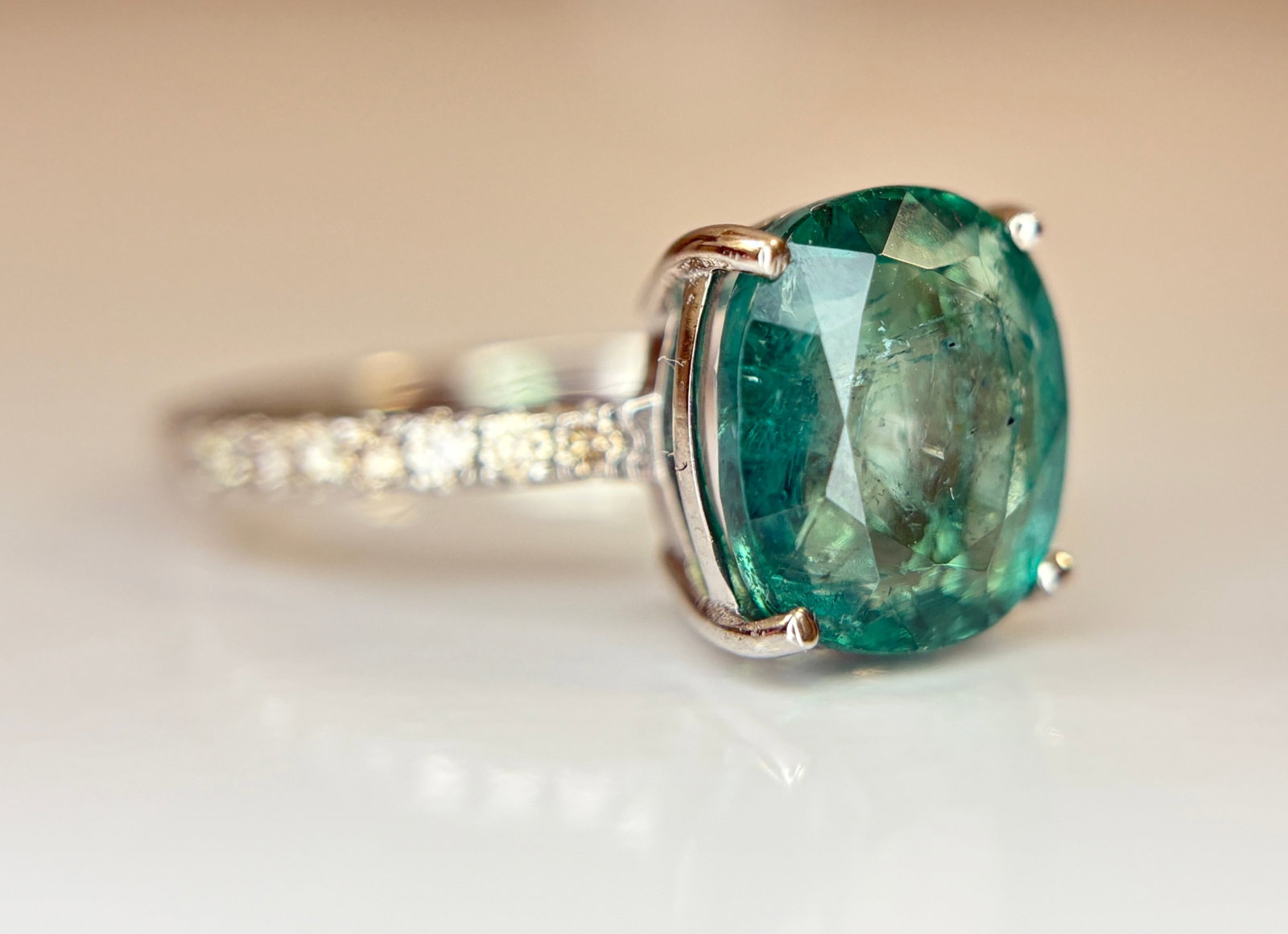 Beautiful 3.10 CT Natural Emerald Ring With Natural Diamonds & Platinum 950 - 6