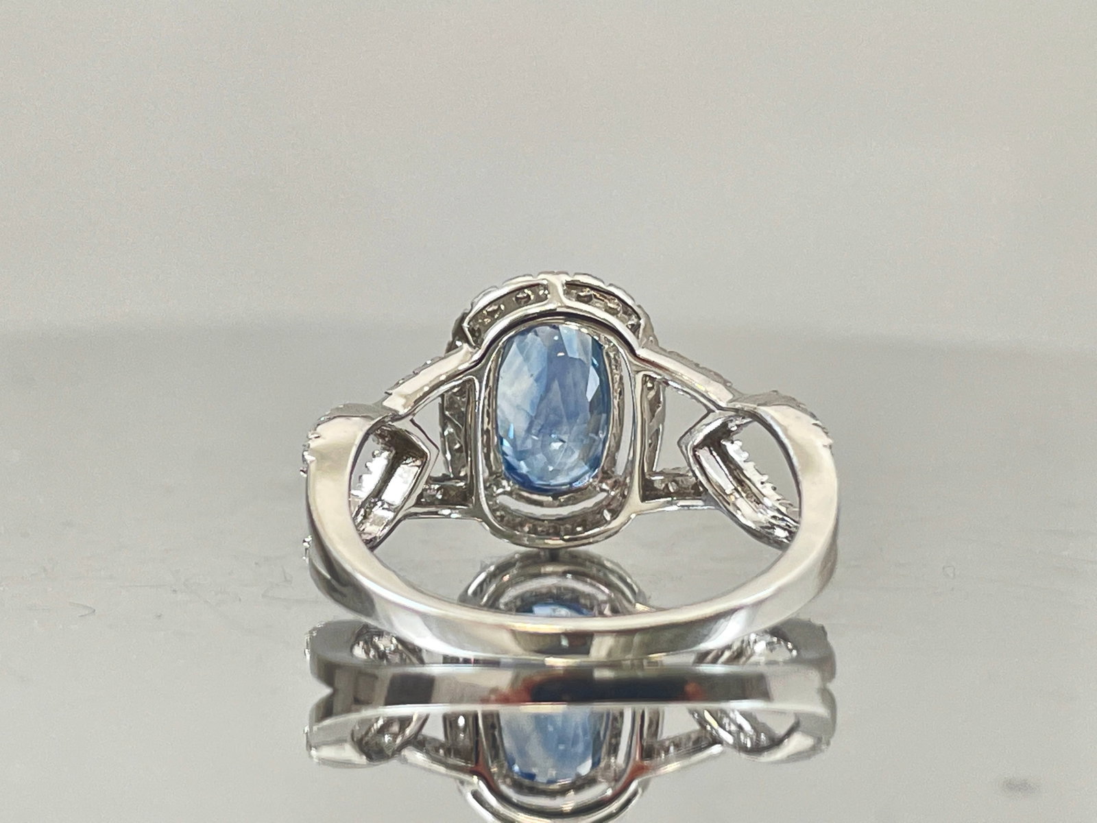 Beautiful 3.16 CT Natural Ceylon Cornflour Blue Sapphire Diamonds & 18k Gold - 5