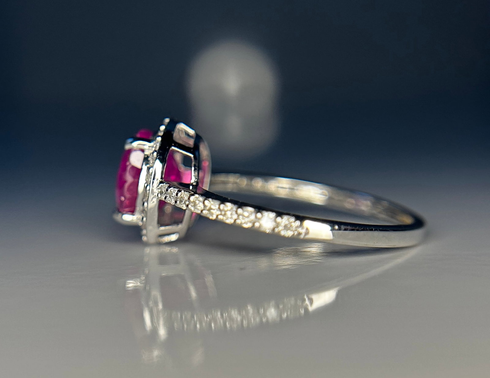 Beautiful 2.66 CT Unheated Old Burma Ruby With Natural Diamonds & 18k Gold - 5