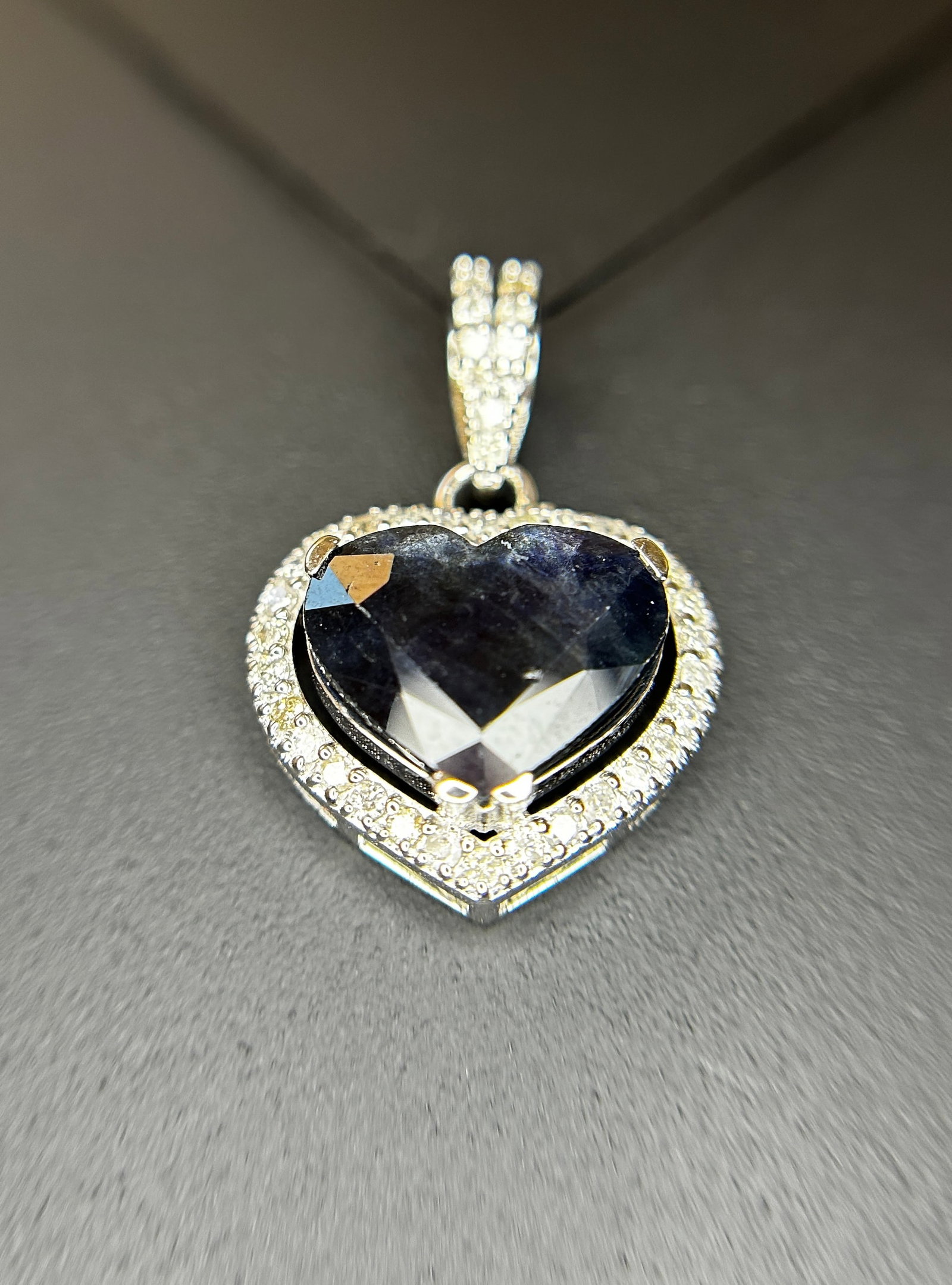 Beautiful 3.17 CT Unheated Ceylon Blue Sapphire With Natural Diamonds & 18k Gold - 6