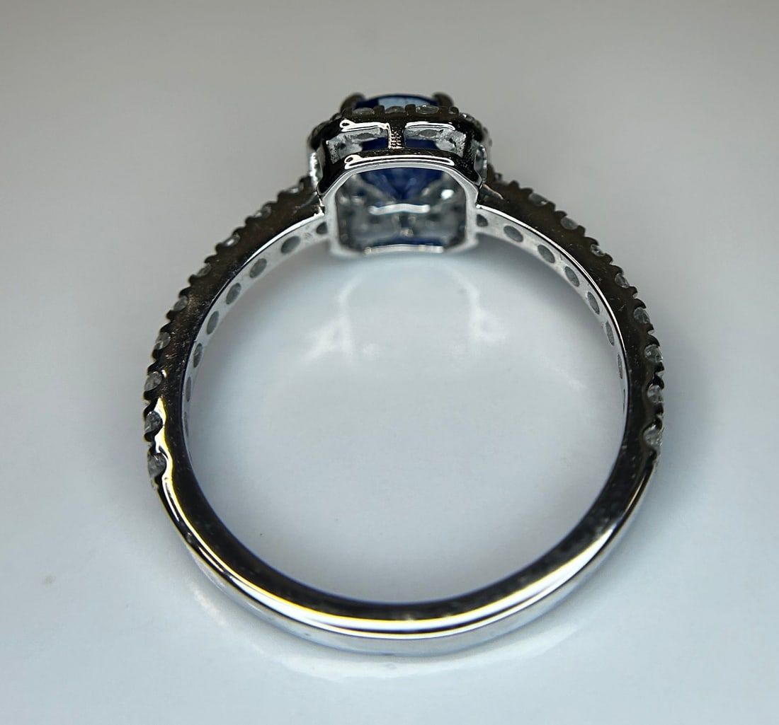 Beautiful Natural Ceylon Royal Blue Sapphire W Natural Diamonds & 18k Gold - 4