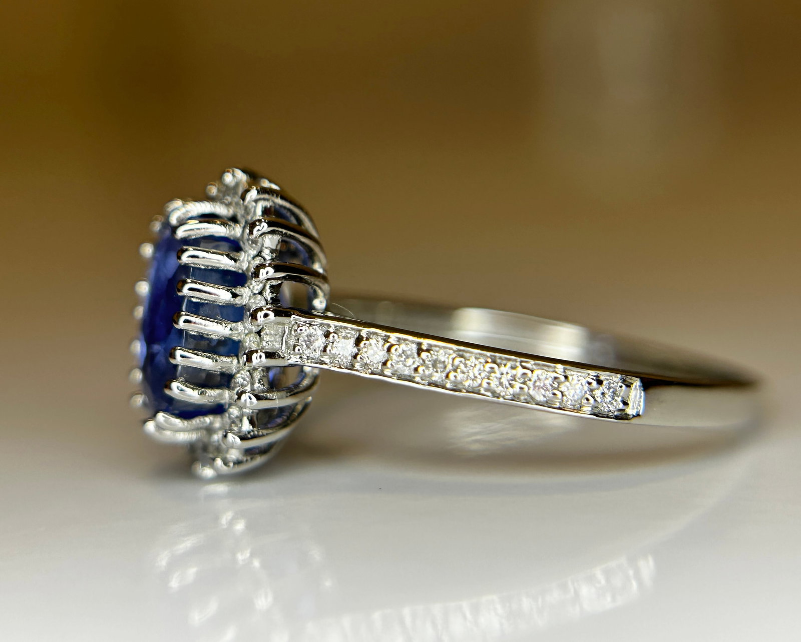 Beautiful 2.19 CT Unheated Burma Blue Sapphire Diamonds & 950 Platinum - 7