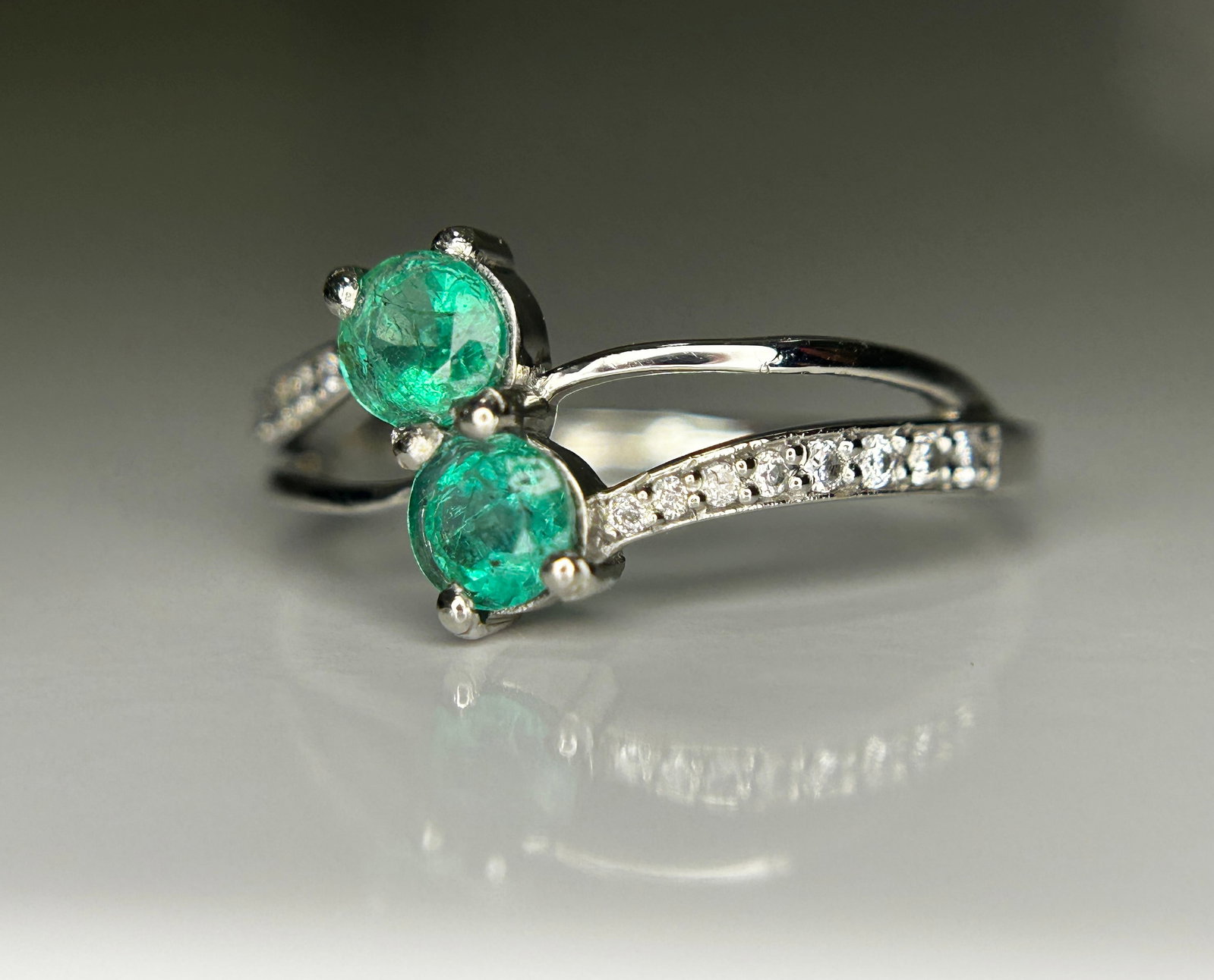Beautiful 0.78Ct Natural Emerald Ring With Natural Diamonds & Platinum 950 - 2