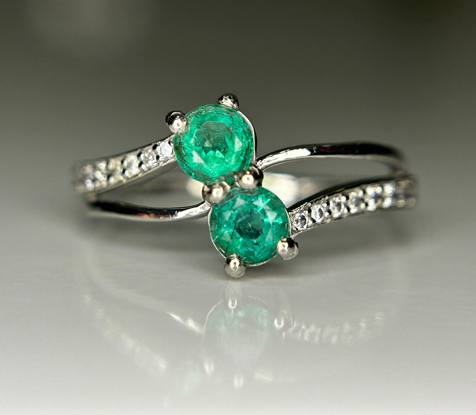 Beautiful 0.78Ct Natural Emerald Ring With Natural Diamonds & Platinum 950 - 4