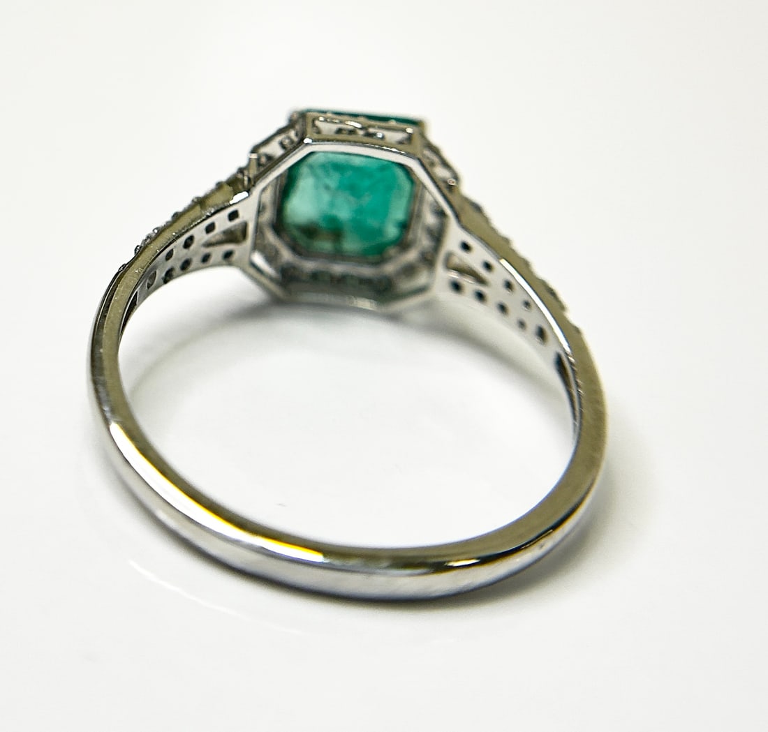 Beautiful 1.64 CT Natural Emerald Ring With Natural Diamonds & Platinum 950 - 5