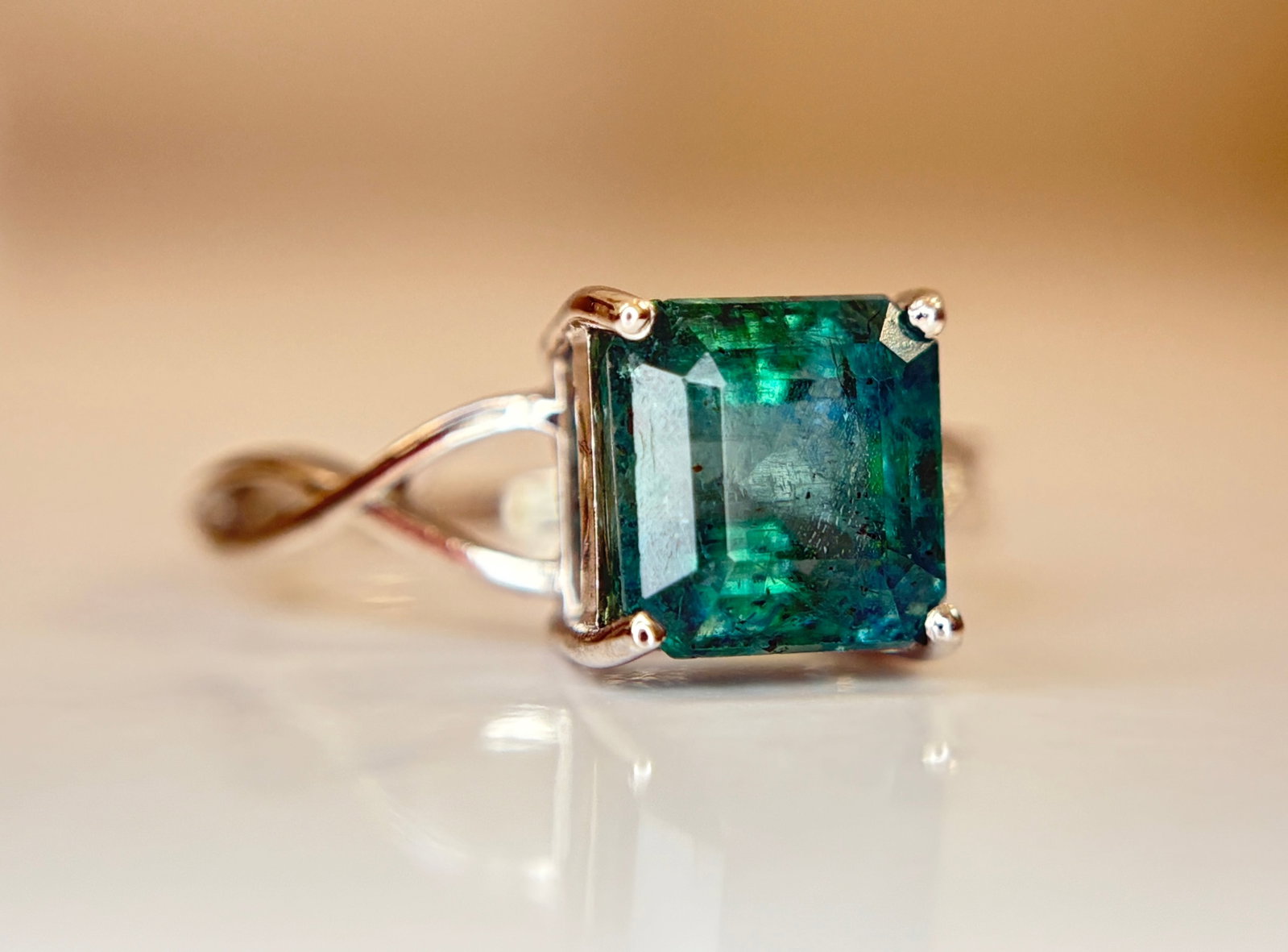 Beautiful 2.91 CT Natural Emerald Ring Platinum 950 - 4