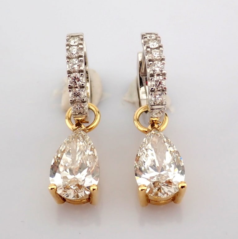 Pear Cut Lab-Grown Diamond Earring - 3.85 Total Carat (IGI Certified) - 4