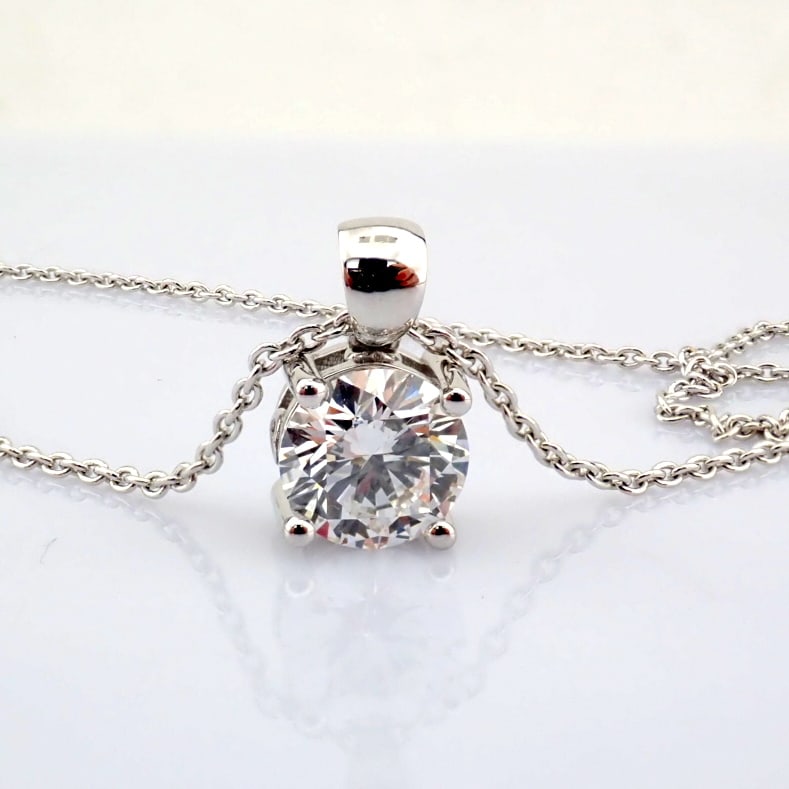 Round Cut Lab-Grown Diamond Necklace - 2.08 Total Carat (IGI Certified): Title: Round Cut Lab-Grown Diamond Necklace - 2.08 Total Carat (IGI Certified) Description: -------------------------------------------------- METALS AND WEIGHTS : -14K White Gold