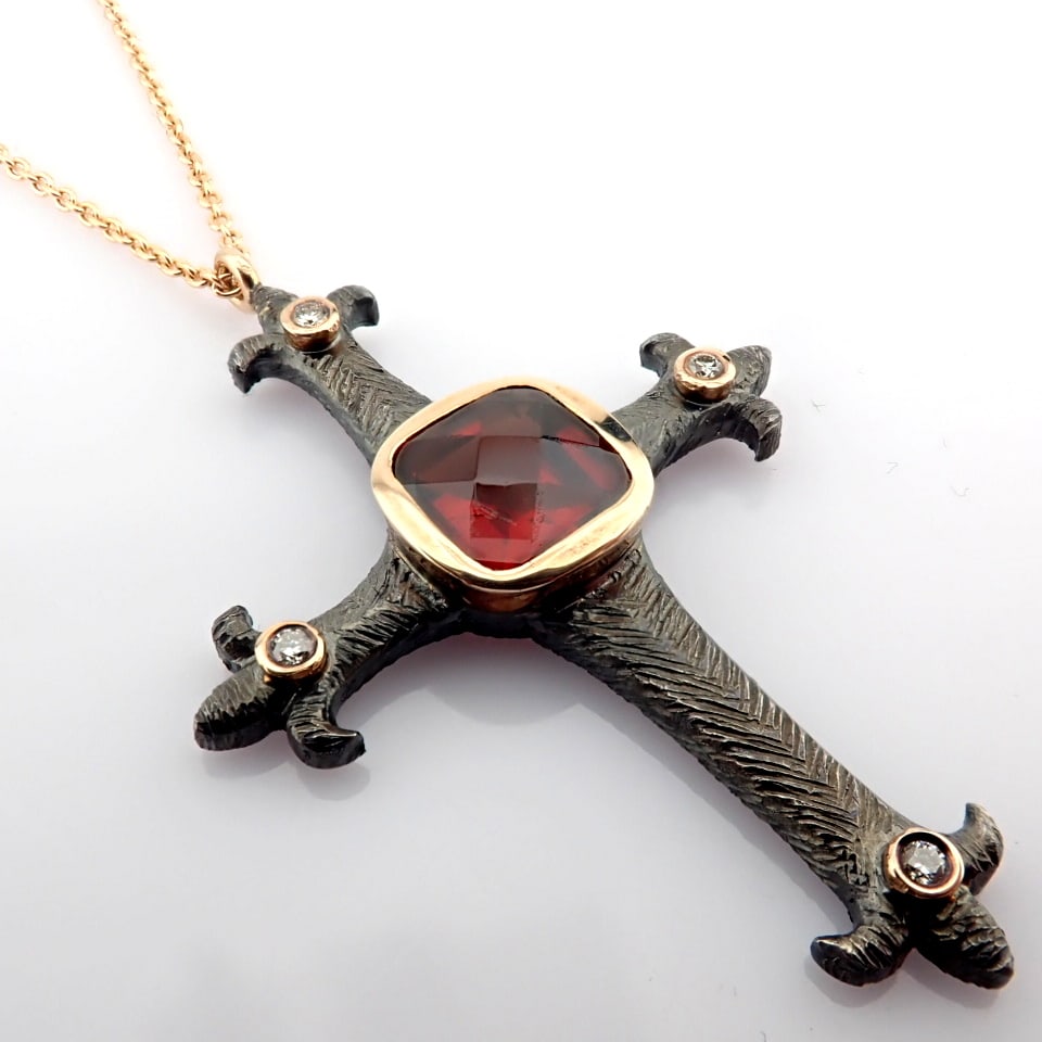 Natural Diamond 18K Rose/Pink Gold Necklace: Title: Natural Diamond 18K Rose/Pink Gold Necklace Description: An exquisite cross necklace detailed with red garnet, brilliant diamonds and gold on silver ---------------------------------