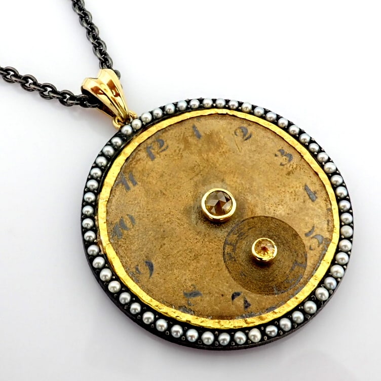 Natural Diamond 18K Yellow Gold Necklace: Title: Natural Diamond 18K Yellow Gold Necklace Description: An exquisite necklace made of gold and silver, featuring an antique watch dial adorned with diamonds - Hand Made Necklace - O