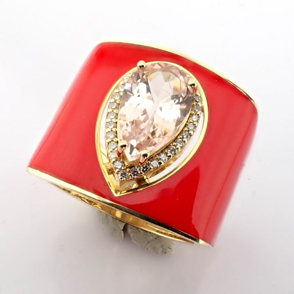 Natural Diamond 14K Yellow Gold Ring: Title: Natural Diamond 14K Yellow Gold Ring Description: A luxurious gold ring featuring orange laser enamel, elegantly adorned with vibrant morganite and brilliant diamonds.