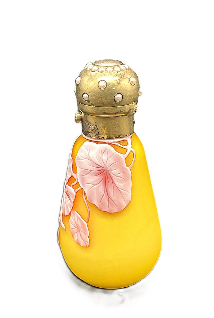 Thomas Webb Three Colour Cameo Glass Scent Bottle - 6