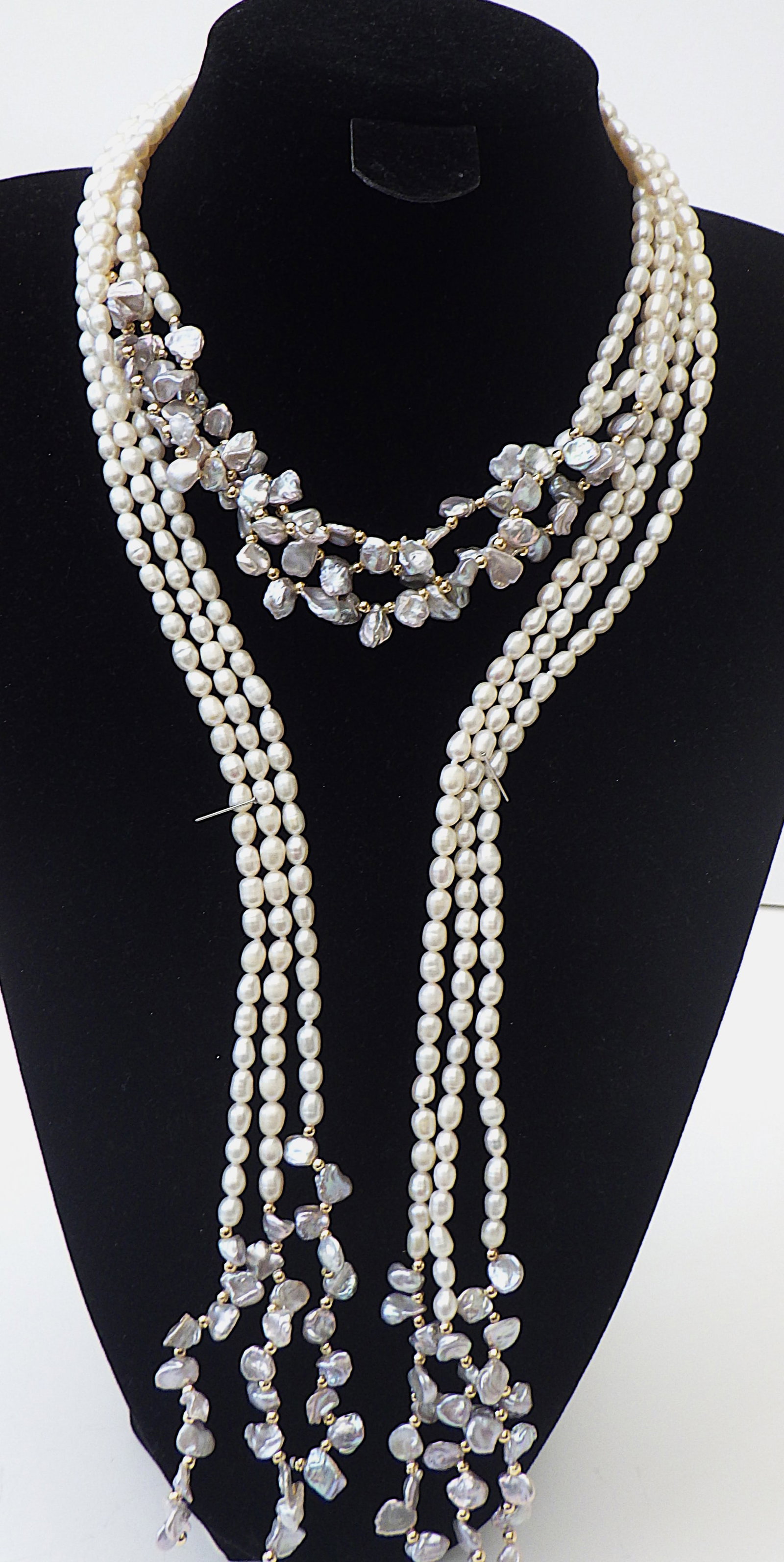 Rare 3 long strand necklace with natural white & grey Keshi pearls - 2