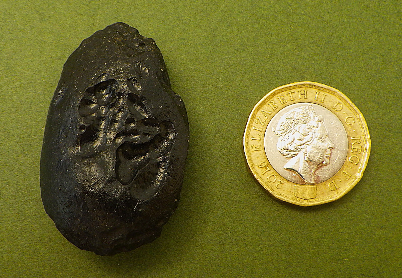 Natural complete Tektite from Philippines - 2