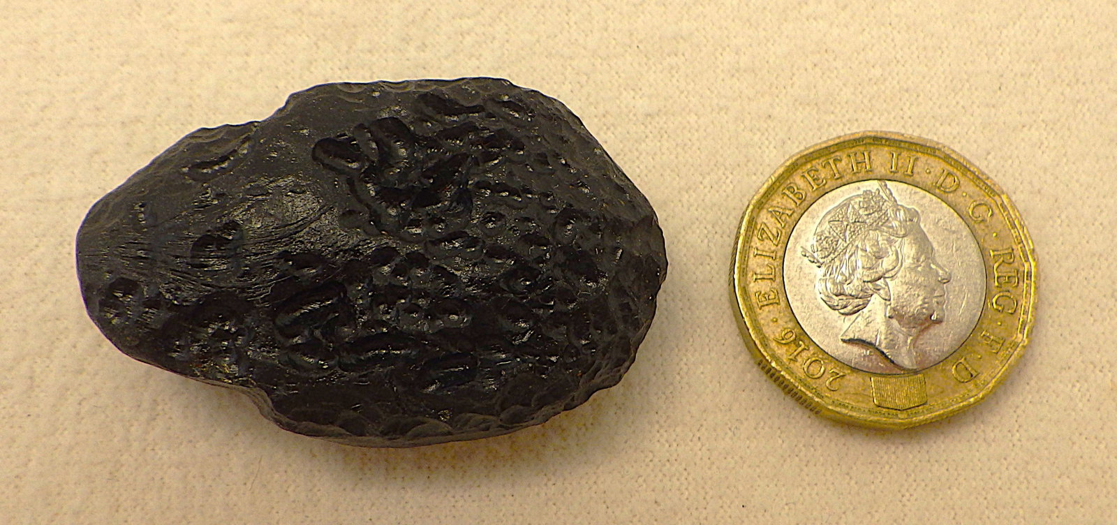 Natural complete Tektite from Philippines - 3