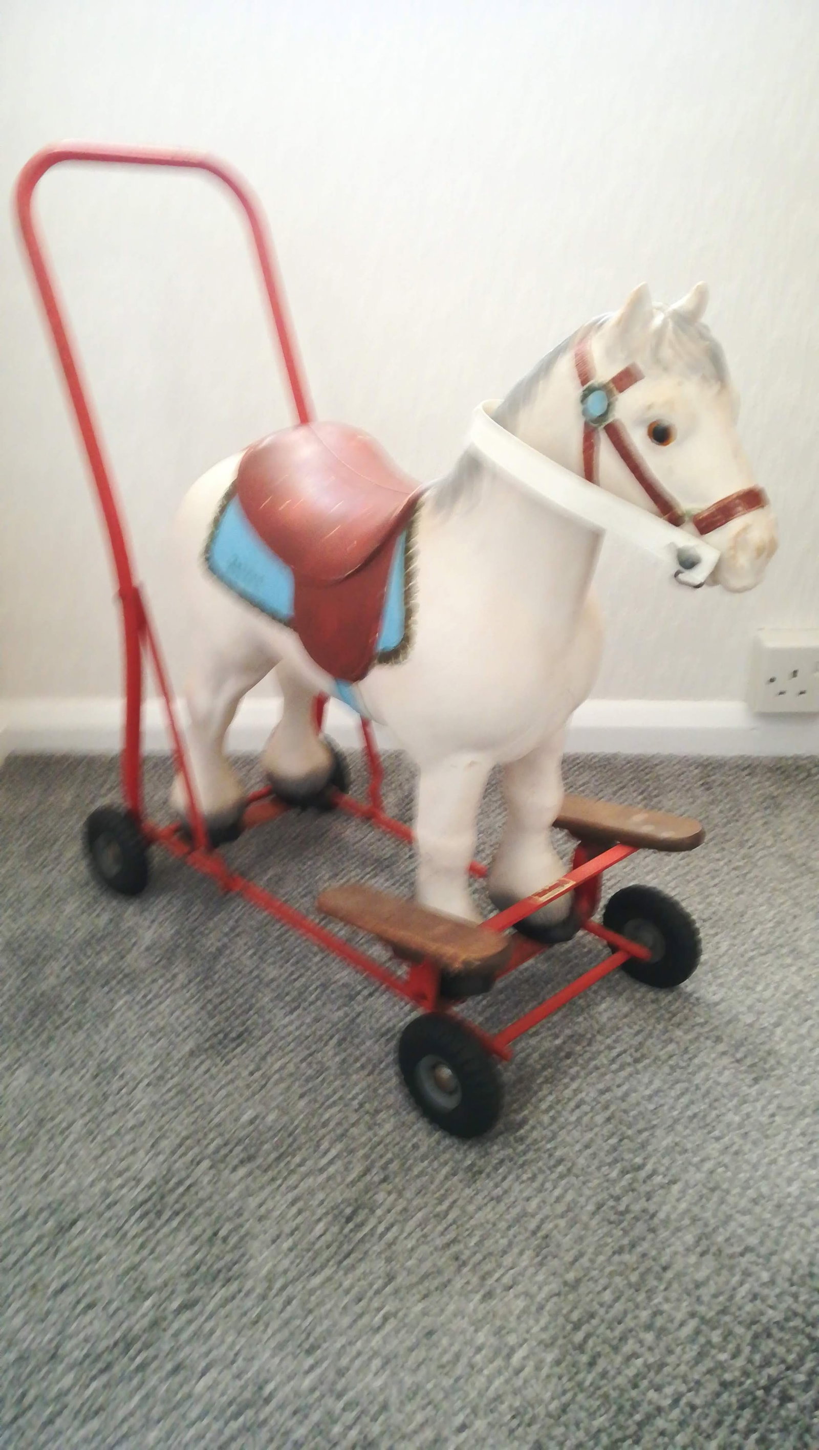 1960s Tri-ang (Lines Bros) wheeled ride-on horse, Made in Ireland. Solid white resin body with gr... - 4