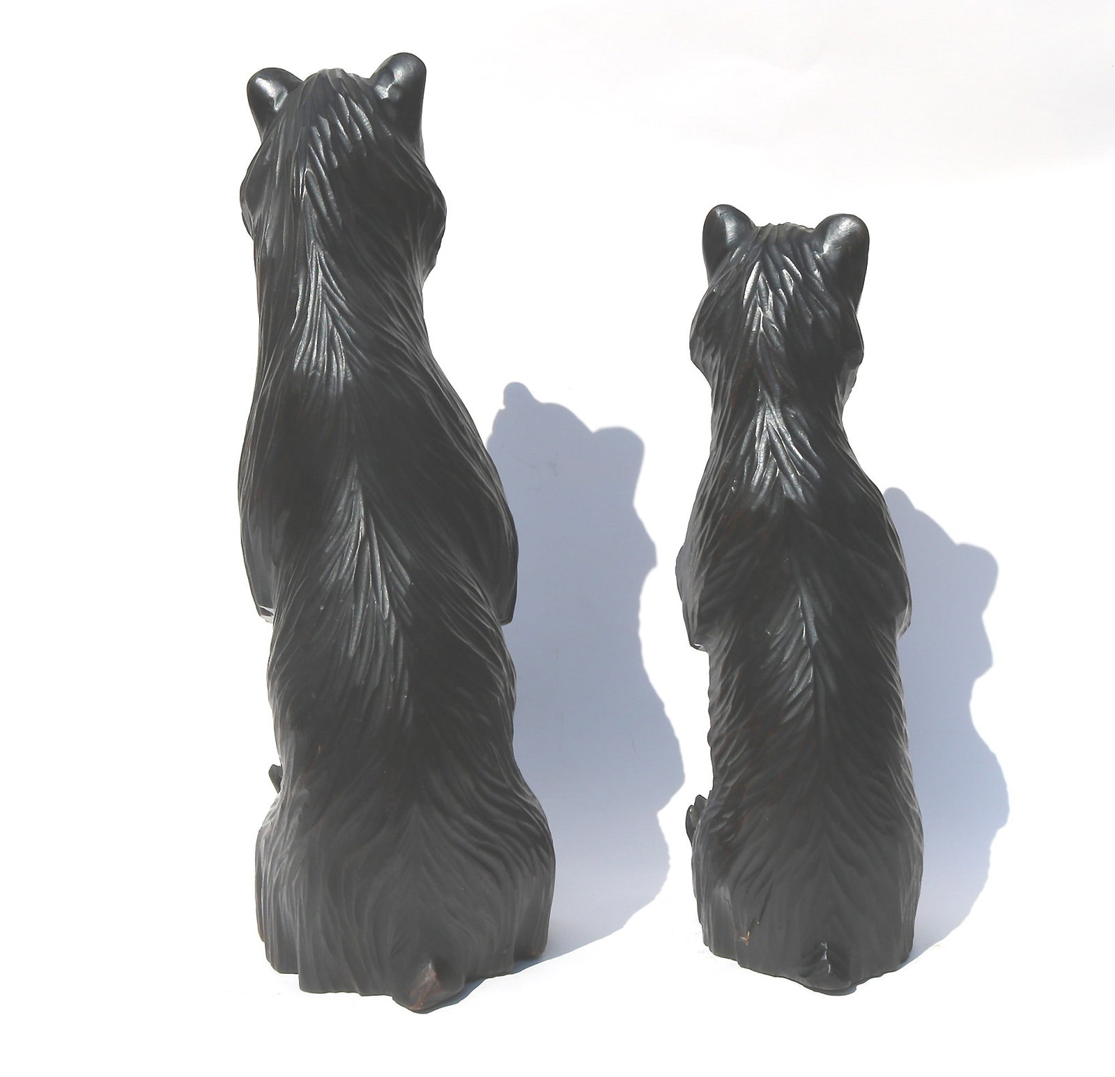 A large pair of good antique Treen Black Forest Begging Bears with glass eyes 19th - 8