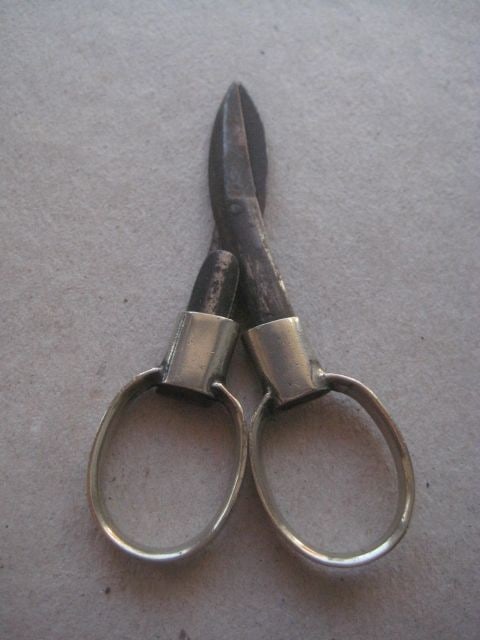 Vintage Folding White Metal Cased Pair of Folding Scissors - 2