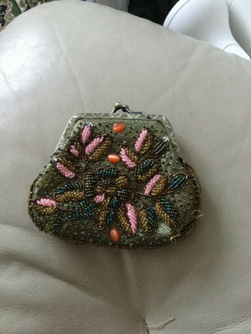 Vintage Butler and Wilson Womens Beaded Small Clutch Purse - 2