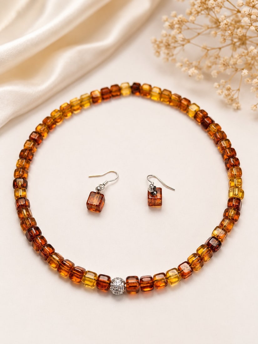 Amber-Colored Cube Bead Necklace & Earrings Set – Elegant Matching Jewelry: Title: Amber-Colored Cube Bead Necklace & Earrings Set – Elegant Matching Jewelry Description: Elegant matching jewelry set featuring translucent amber-colored cube beads in warm honey and