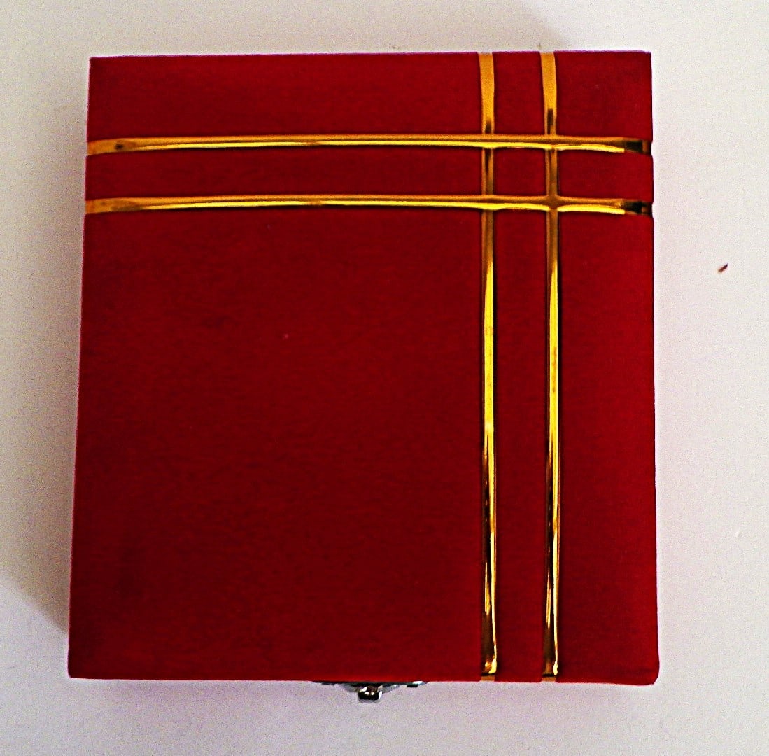 Boxed necklace & earrings set with natural long pearls & rubies - 4