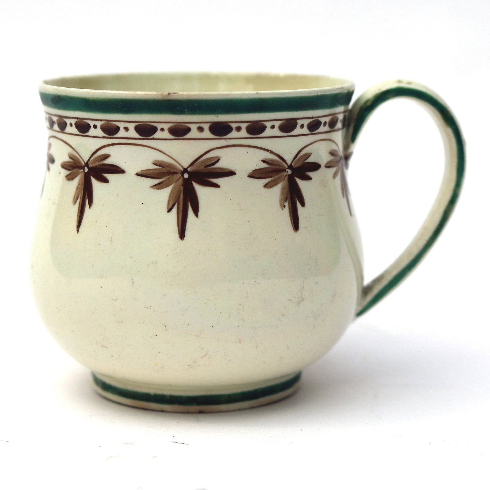 An antique Georgian Wedgwood Creamware pottery Ice / Custard Cup C.1790 - 3