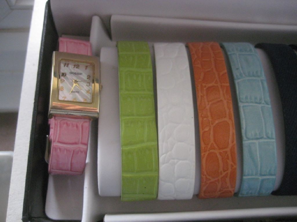 Vintage Ladies Gossip Twin Watch Set, Cased - 11