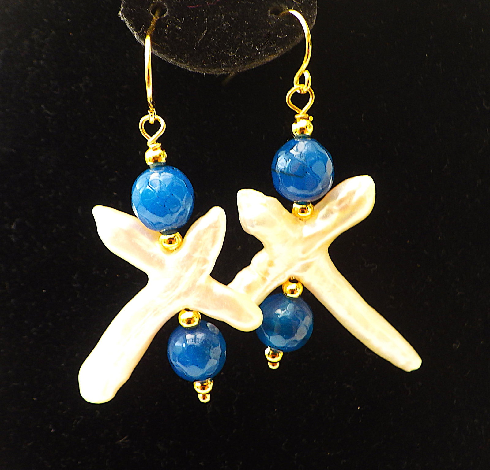 Two strand necklace & earrings set with natural cross shaped pearls & blue onyx. - 3