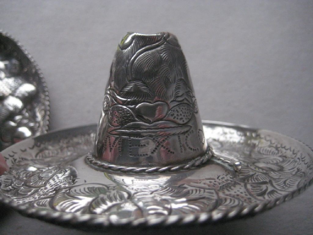 A Pair of Sterling Silver Mexican Sombrero Hats - 3