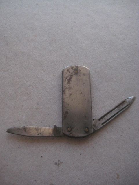 Vintage Hellesens Wireless Battery Advertising Penknife, c1940 - 2