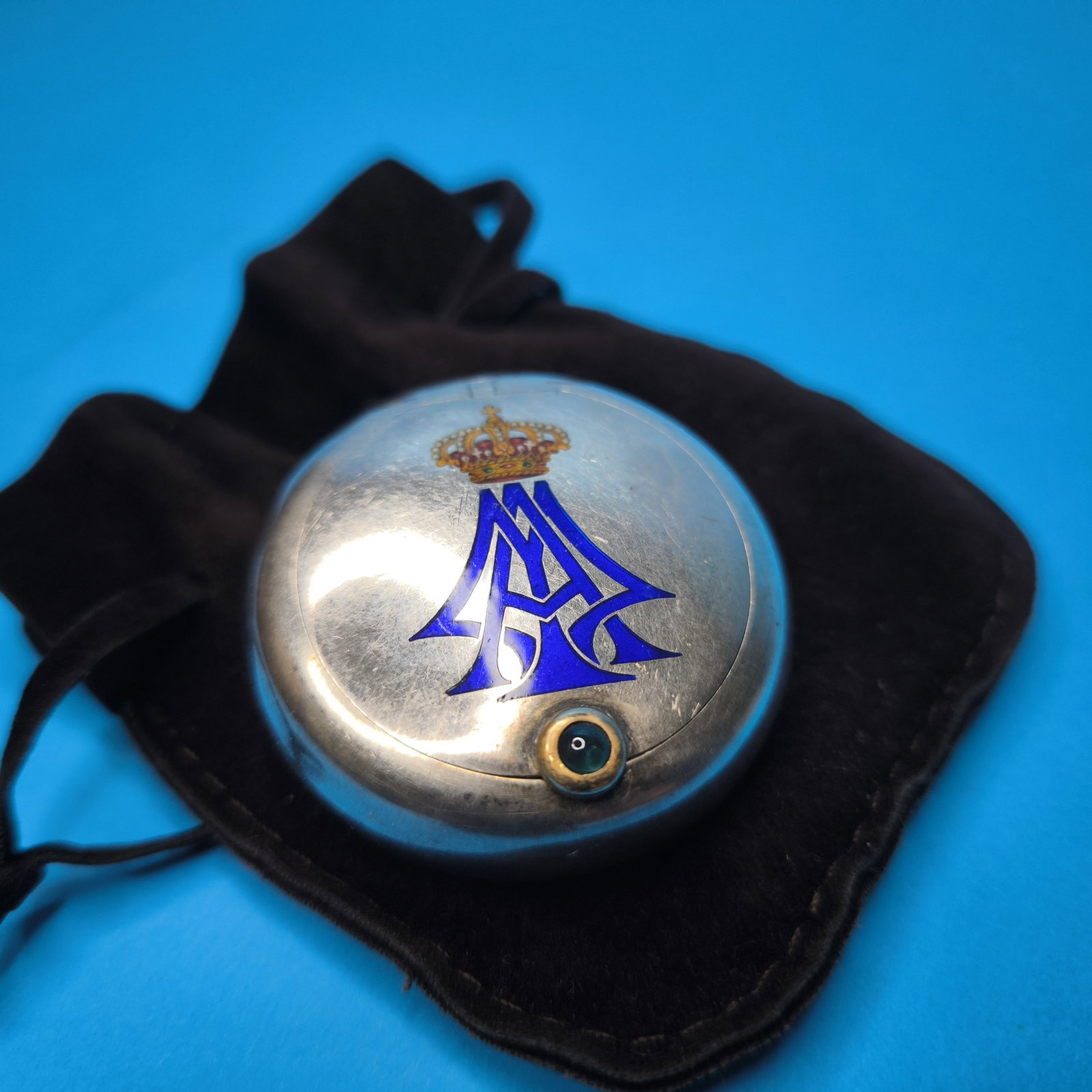 Lost And Find Russian Faberge Pill Box Silver Romanov Alexander Mikhailovich: Title: Lost And Find Russian Faberge Pill Box Silver Romanov Alexander Mikhailovich Description: To your attention an extremely rare item from the Russian Romanov dynasty specially gifted b