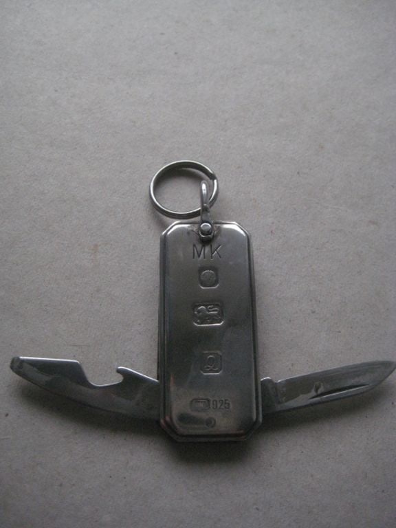 Vintage Silver Hafted Twin Steel Bladed Penknife: Title: Vintage Silver Hafted Twin Steel Bladed Penknife Description: Vintage Silver Hafted Twin Steel Bladed Penknife. Hallmarked for Sheffield 1990, and made by MK. Length Open in Inches is 2.75,