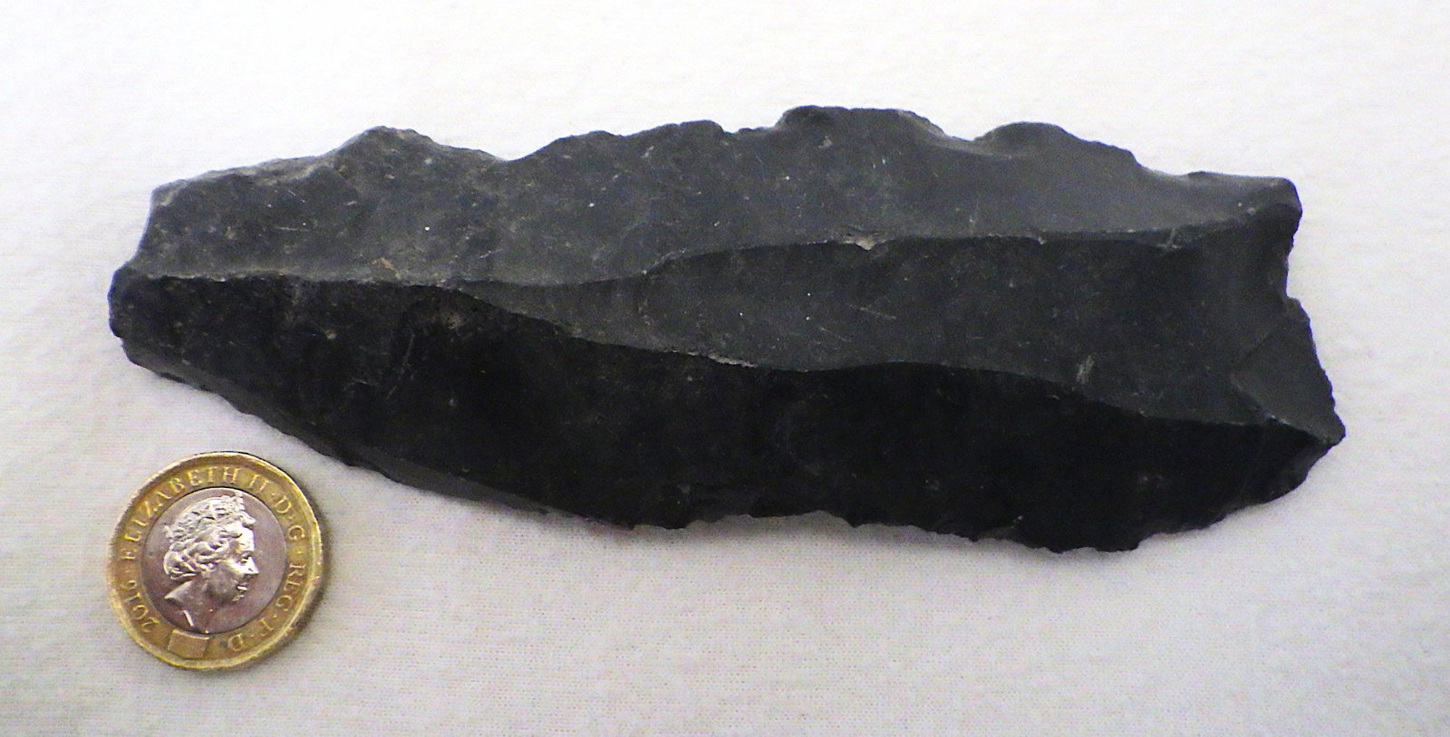 Large 13 cm Palaeolithic obsidian tool from Armenia 1.4 m.y.o. - 4