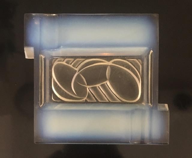 Andre Hunebelle (1896-1985) Art Deco, Opalescent Ashtray, Swimmers, Signed, 1930 - 6