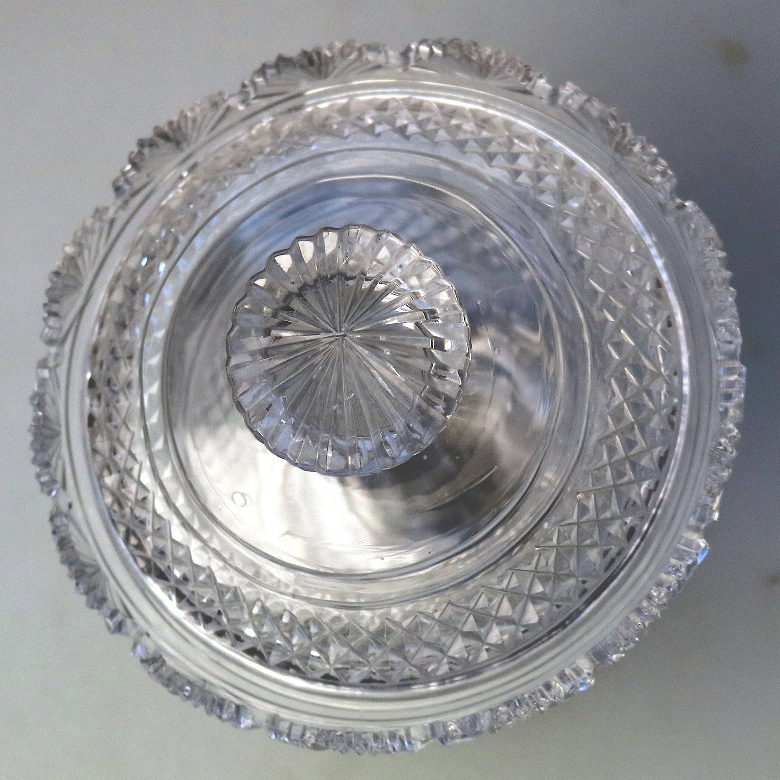 A superb antique late Georgian Irish cut glass Bonbonniere C.early 19thC - 7