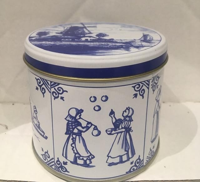 Two Dutch Tins, Folk Art and Utility Scenes, One Circular and One Retangular - 3