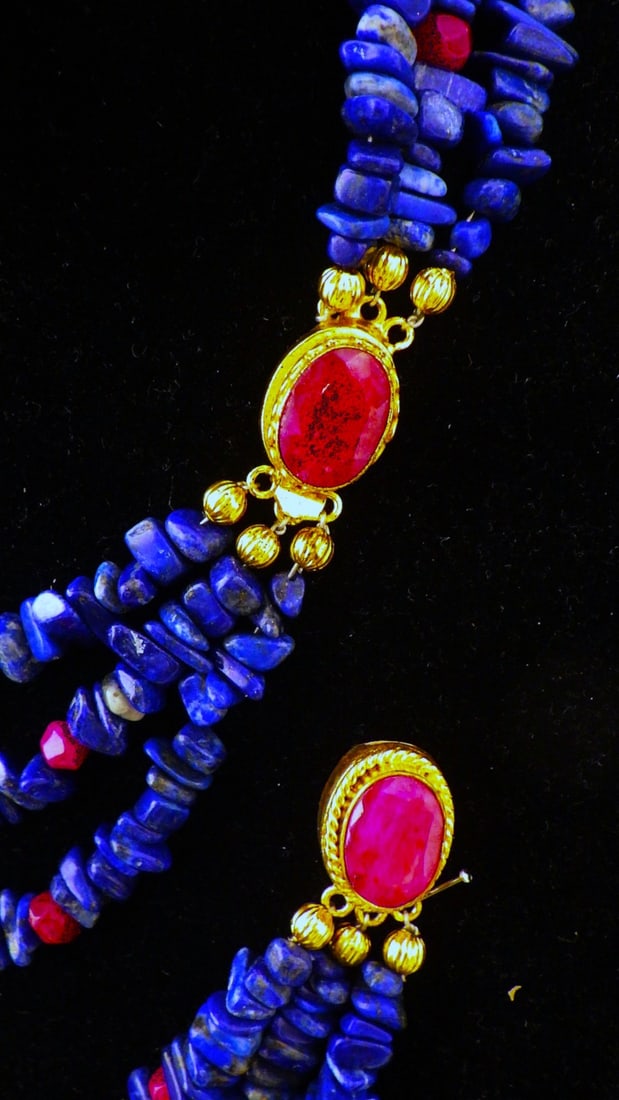 Three row necklace & bracelet set with lapis lazuli & rubies. - 2