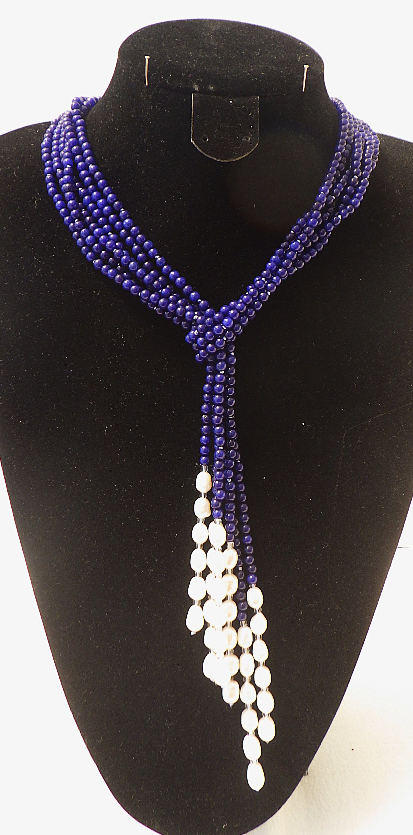 Three long row necklace with blue onyx and natural pearls. - 2